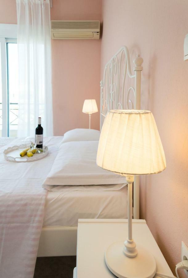 Casa Di Emma Appartement Néa Péramos Buitenkant foto